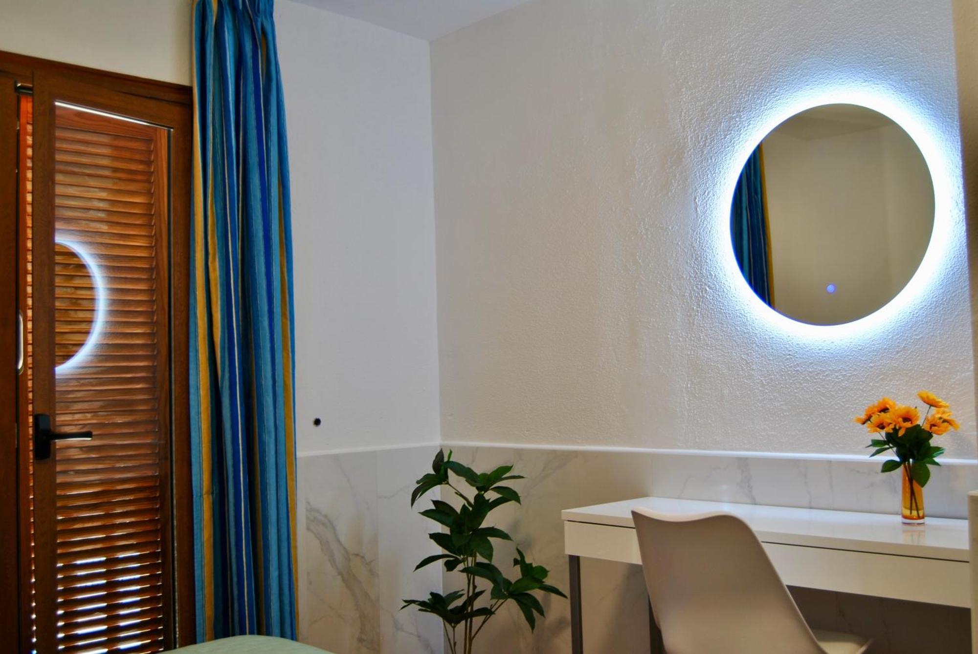 Bungalow Montecarlo 35 And 45 First Row With Air Conditioning&Wi-Fi And Sound Insulation Puerto Rico  Esterno foto